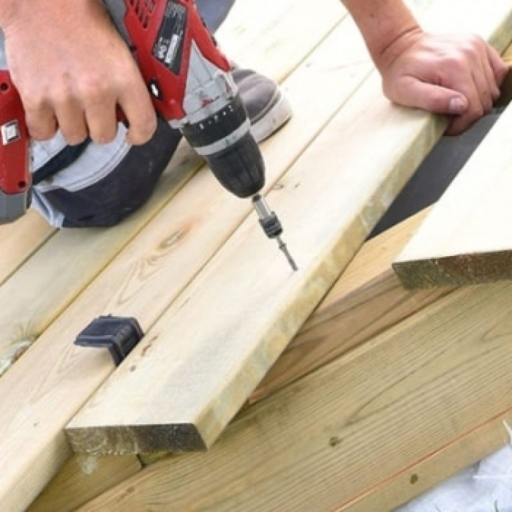 7 Must-Have Tools to Build A Deck