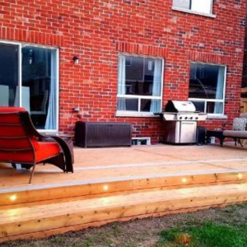 Staining your wood deck properly can be tricky