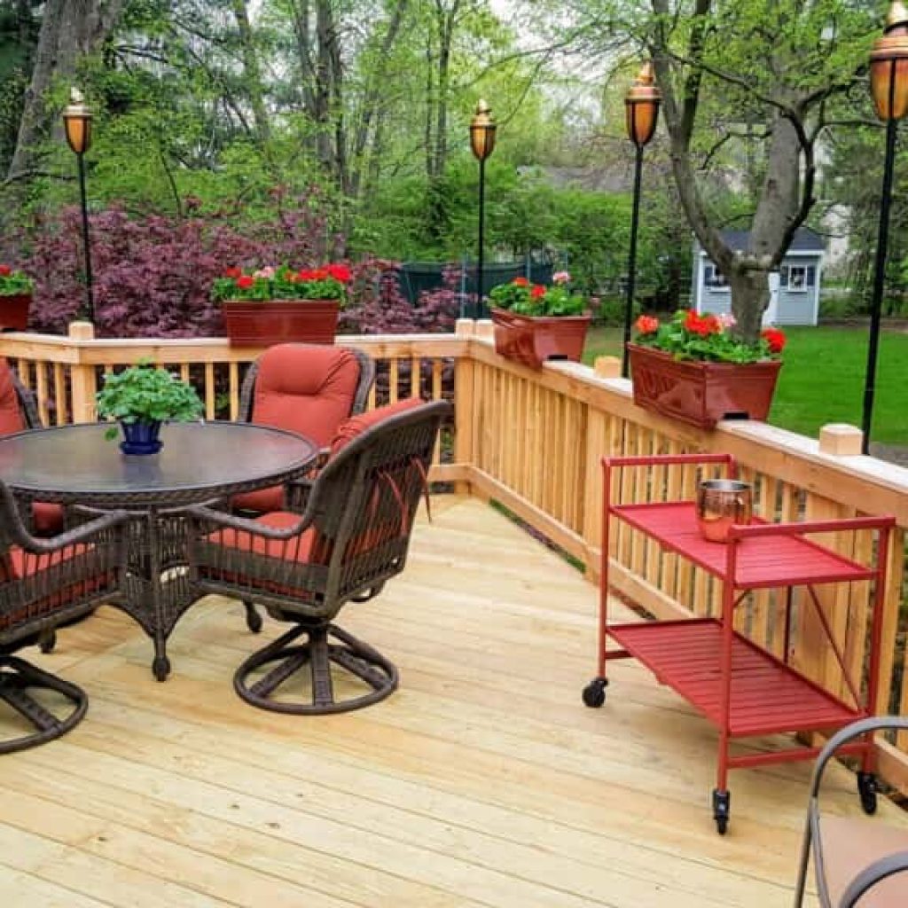 Your Gateway to Nature: Premier Deck Building in Omemee, Ontario